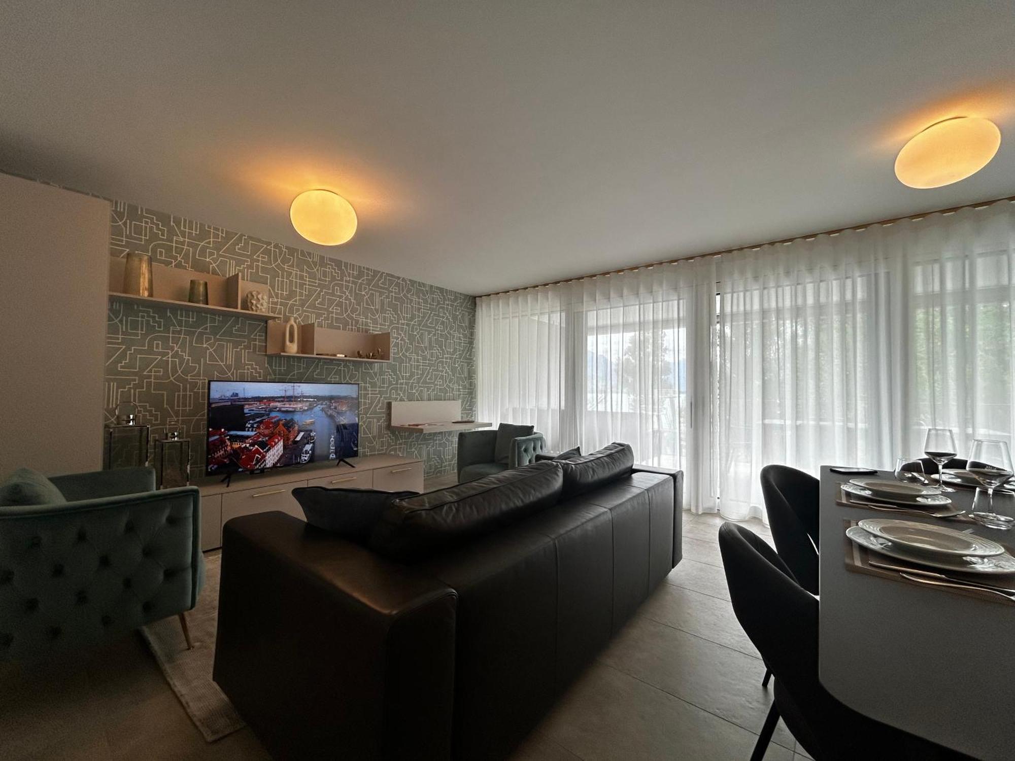 Family Apartment, Near The Beach Whit Private Park Locarno Exterior photo