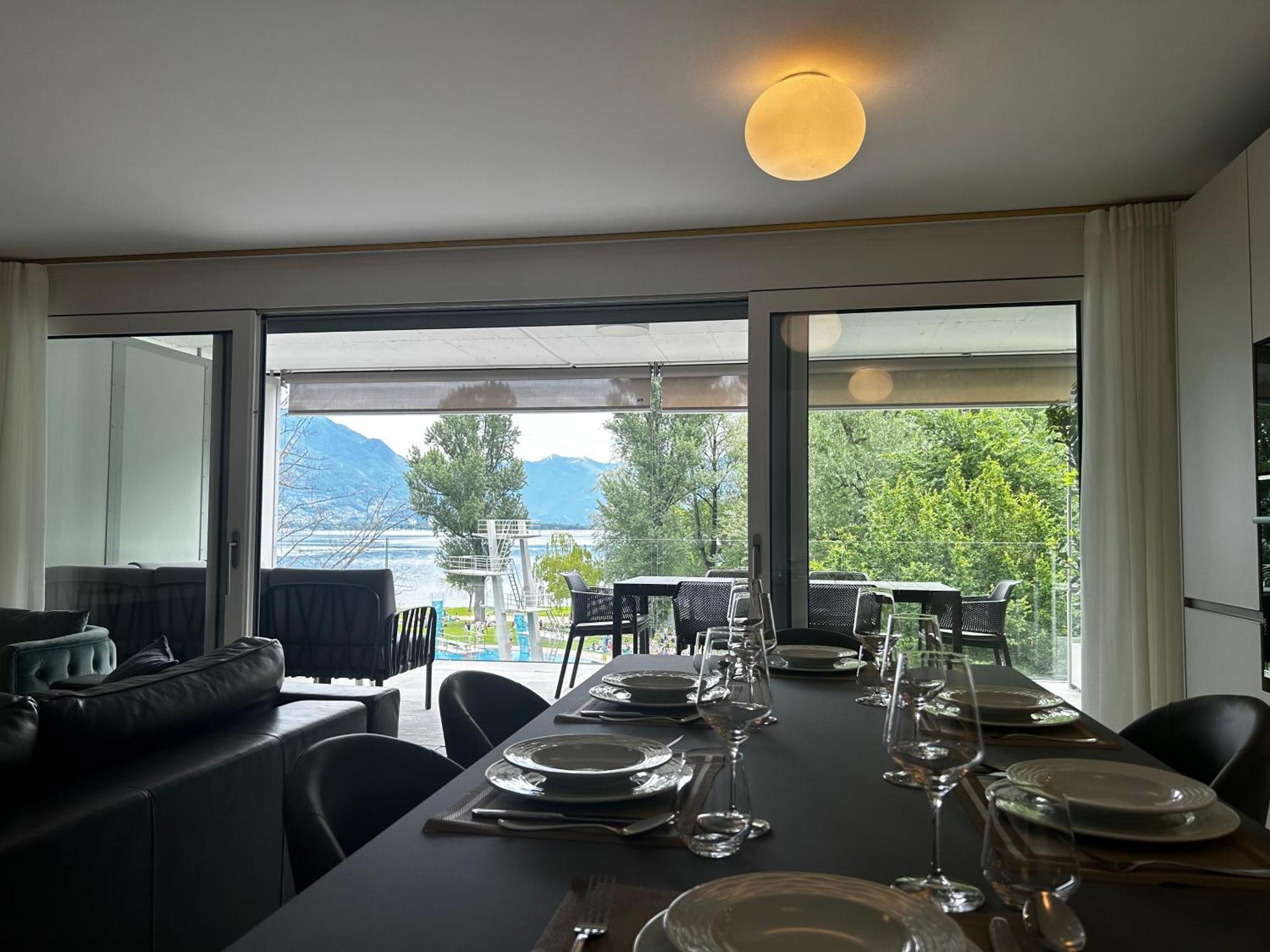 Family Apartment, Near The Beach Whit Private Park Locarno Exterior photo